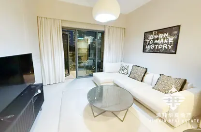 Apartment - 2 Bedrooms - 2 Bathrooms for rent in Burj Royale - Downtown Dubai - Dubai