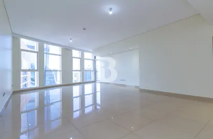 Empty Room image for: Apartment - 4 Bedrooms - 5 Bathrooms for rent in United Square - Al Khalidiya - Abu Dhabi, Image 1