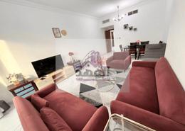 صورةغرفة المعيشة / غرفة الطعام لـ: Studio - 1 حمام للكراء في أورينت تاور 1 - أورينت تاور - البستان - عجمان, صورة 1