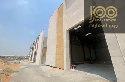 Warehouse - Studio - 2 Bathrooms for rent in Umm Al Thuoob - Umm Al Quwain