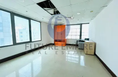 Office Space - Studio - 2 Bathrooms for rent in Al Muraqqabat - Deira - Dubai