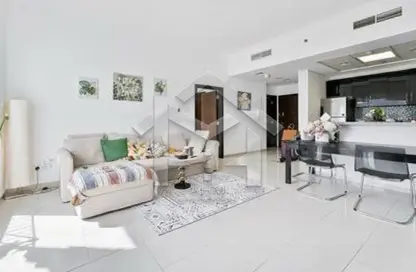 Apartment - 1 Bedroom - 2 Bathrooms for rent in Botanica Tower - Dubai Marina - Dubai