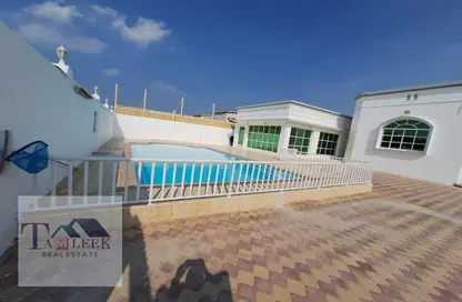 Villa - 4 Bedrooms - 5 Bathrooms for sale in Al Ramla 2 - Al Ramla - Umm Al Quwain