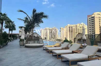 شقة - غرفة نوم - 2 حمامات للبيع في برج النخيل - نخلة جميرا - دبي