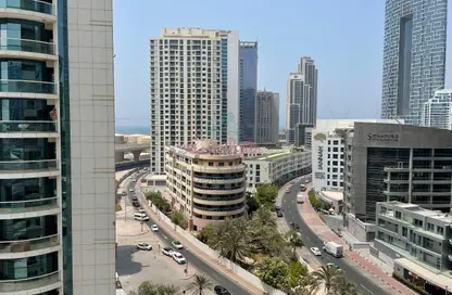 Apartment - 1 Bedroom - 2 Bathrooms for rent in Manchester Tower - Dubai Marina - Dubai