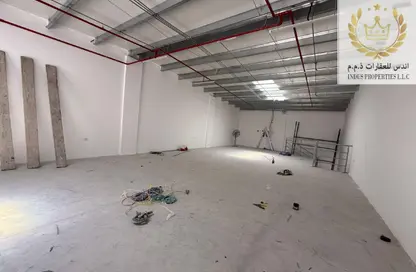 Warehouse - Studio - 1 Bathroom for rent in Ajman Gate Tower - Ajman Industrial 2 - Ajman Industrial Area - Ajman