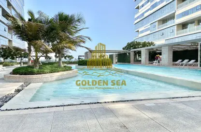 Pool image for: Apartment - 3 Bedrooms - 4 Bathrooms for rent in Al Dana - Al Raha Beach - Abu Dhabi, Image 1