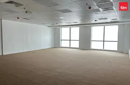 Office Space - Studio for rent in The Regal Tower - Business Bay - Dubai