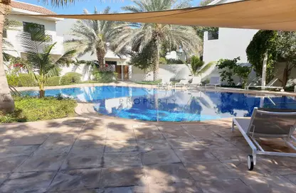 Villa - 4 Bedrooms - 5 Bathrooms for rent in Al Safa 2 Villas - Al Safa 2 - Al Safa - Dubai