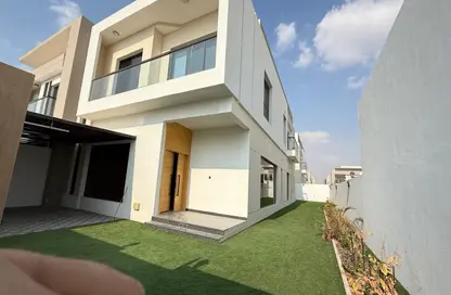 Villa - 5 Bedrooms - 7 Bathrooms for rent in Hoshi 1 - Hoshi - Al Badie - Sharjah