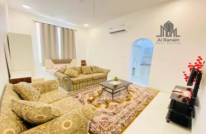 Living Room image for: Apartment - 1 Bathroom for rent in Shi'bat Al Wutah - Al Ain, Image 1