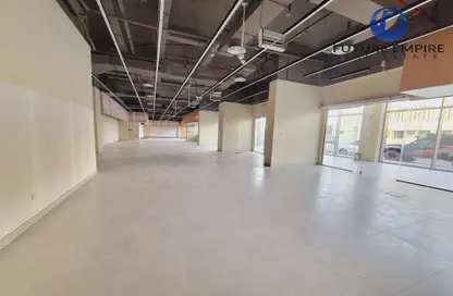Retail - Studio for rent in Oud Metha - Bur Dubai - Dubai