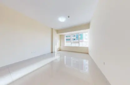 Apartment - 3 Bedrooms - 4 Bathrooms for rent in Sama Building - Al Barsha 1 - Al Barsha - Dubai
