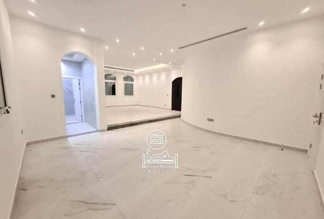 14925837 - Property Image 2