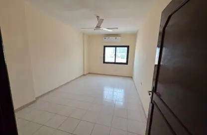Apartment - 2 Bedrooms - 1 Bathroom for rent in Al Rashidiya Towers - Al Rashidiya - Ajman Downtown - Ajman