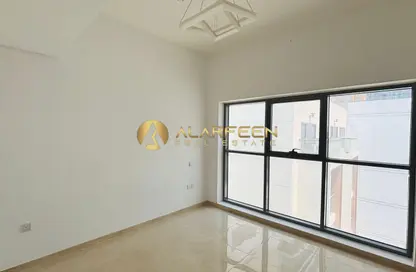 شقة - 2 غرف نوم - 2 حمامات للايجار في النعيم ريزيدنس - قرية الجميرا سركل - دبي