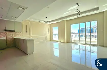 Apartment - 2 Bedrooms - 2 Bathrooms for sale in Burj View Residence - Arjan - Dubai