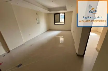 شقة - غرفة نوم - 1 حمام للايجار في مساكن كورنيش عجمان - طريق كورنيش عجمان - عجمان