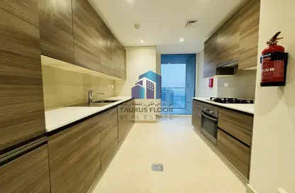 Apartment - 3 Bedrooms - 5 Bathrooms for rent in Tiara West Tower - Business Bay - Dubai