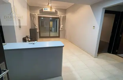 Apartment - 3 Bedrooms - 2 Bathrooms for rent in Gulf Tower - Emirates City - Ajman