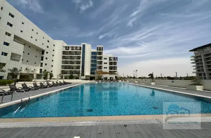 Apartment - 1 Bathroom for rent in Leonardo Residences - Masdar City - Abu Dhabi