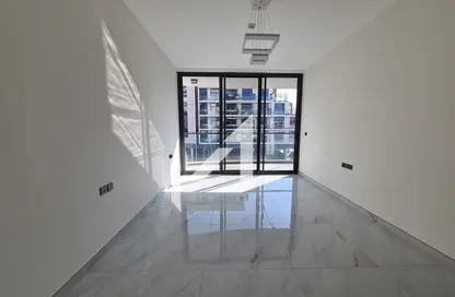 Apartment - 1 Bedroom - 2 Bathrooms for rent in Samana Park Views - Arjan - Dubai