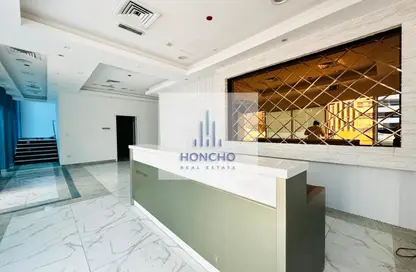 Shop - Studio - 3 Bathrooms for rent in Saba 3 - JLT Cluster Q - Jumeirah Lake Towers - Dubai