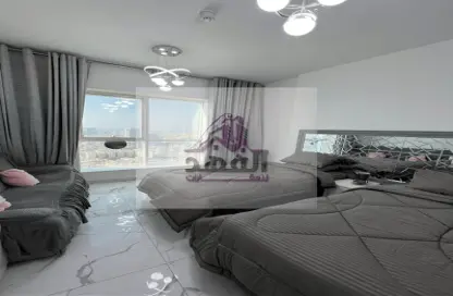Room / Bedroom image for: Apartment - 3 Bedrooms - 3 Bathrooms for rent in Oasis Tower - Al Rashidiya 1 - Al Rashidiya - Ajman, Image 1
