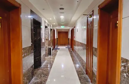 Apartment - 2 Bedrooms - 4 Bathrooms for rent in Al Najda Street - Abu Dhabi
