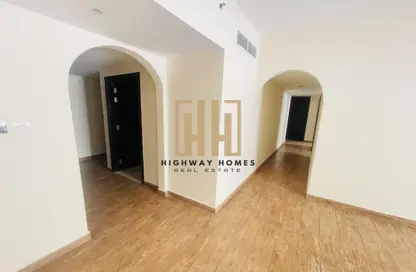 Apartment - 2 Bedrooms - 2 Bathrooms for rent in Muwaileh 29 Building - Muwaileh - Sharjah