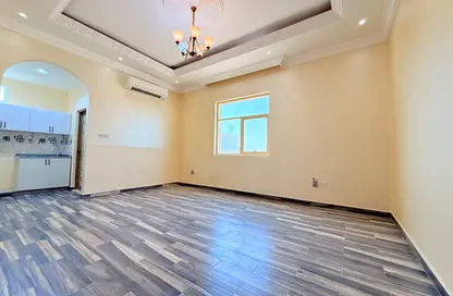 Apartment - Studio - 1 Bathroom for rent in Mohamed Bin Zayed Centre - Mohamed Bin Zayed City - Abu Dhabi