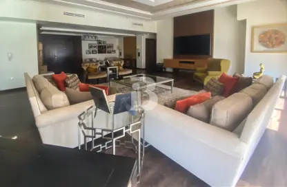 Apartment - 4 Bedrooms - 5 Bathrooms for rent in Executive Tower K - Executive Towers - Business Bay - Dubai