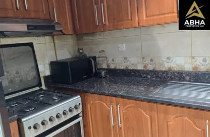 شقة - 1 حمام للايجار في مساكن كورنيش عجمان - طريق كورنيش عجمان - عجمان