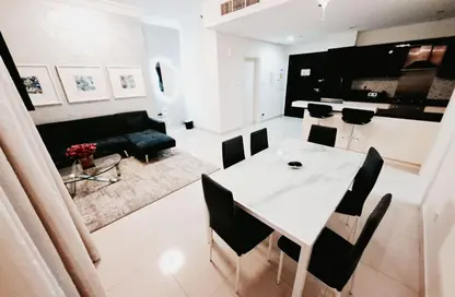 Apartment - 3 Bedrooms - 2 Bathrooms for sale in Damac Maison Mall Street - Downtown Dubai - Dubai
