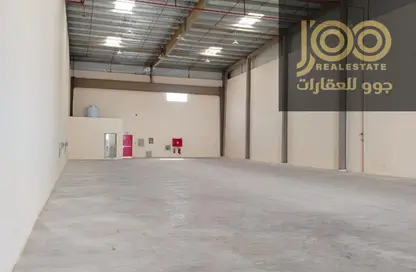 Warehouse - Studio - 2 Bathrooms for rent in Umm Al Thuoob - Umm Al Quwain