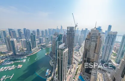 Apartment - 3 Bedrooms - 3 Bathrooms for rent in Cayan Tower - Dubai Marina - Dubai