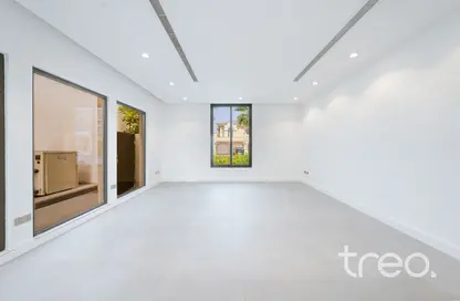 Villa - 6 Bedrooms - 7 Bathrooms for sale in Garden Homes Frond M - Garden Homes - Palm Jumeirah - Dubai
