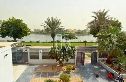 Villa - 5 Bedrooms - 7 Bathrooms for rent in Sector E - Emirates Hills - Dubai