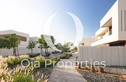 Villa - 4 Bedrooms - 7 Bathrooms for rent in West Yas - Yas Island - Abu Dhabi