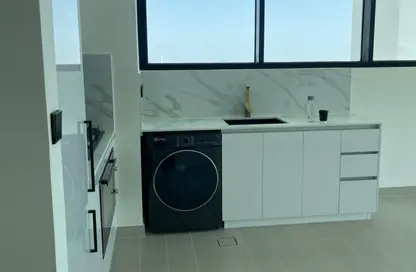 شقة - 2 غرف نوم - 2 حمامات للايجار في بن غاطي توليب - قرية الجميرا سركل - دبي