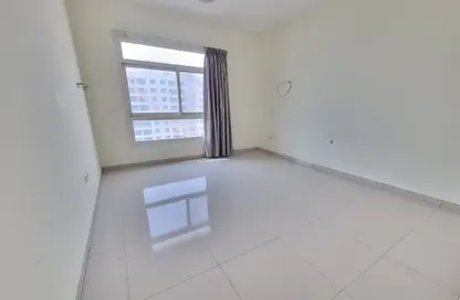 Apartment - 1 Bedroom - 2 Bathrooms for rent in Etlala Residence 1 - Etlala Residence - Dubai Land Residence Complex - Dubai
