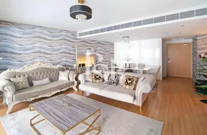 Living / Dining Room image for: Apartment - 3 Bedrooms - 4 Bathrooms for rent in Al Rahba - Al Muneera - Al Raha Beach - Abu Dhabi, Image 1
