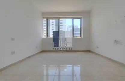Apartment - 2 Bedrooms - 3 Bathrooms for rent in Tourist Club Area - Abu Dhabi
