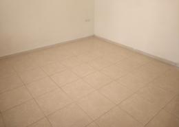 Empty Room image for: Apartment - 1 bedroom - 1 bathroom for rent in Al Qulaya'ah - Al Sharq - Sharjah, Image 1