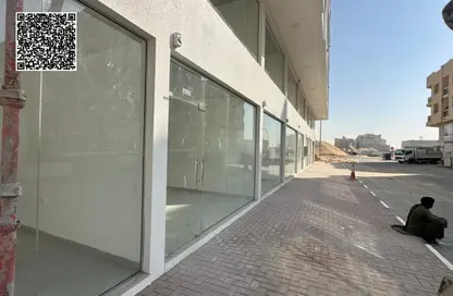 عمارة بالكامل - استوديو - 8 حمامات للبيع في الجرف الصناعية 2 - الجرف الصناعية - عجمان