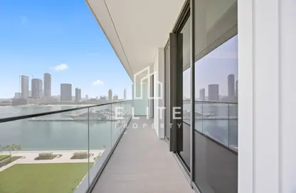 Apartment - 1 Bedroom - 1 Bathroom for sale in Palace Beach Residence - EMAAR Beachfront - Dubai Harbour - Dubai
