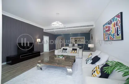 Apartment - 2 Bedrooms - 4 Bathrooms for rent in Al Khushkar - Shoreline Apartments - Palm Jumeirah - Dubai