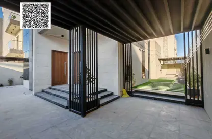Villa - 5 Bedrooms - 7 Bathrooms for sale in Al Yasmeen 1 - Al Yasmeen - Ajman