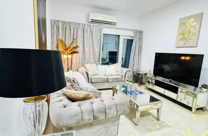 Apartment - 3 Bedrooms - 3 Bathrooms for rent in Beach Tower 1 - Al Khan Lagoon - Al Khan - Sharjah