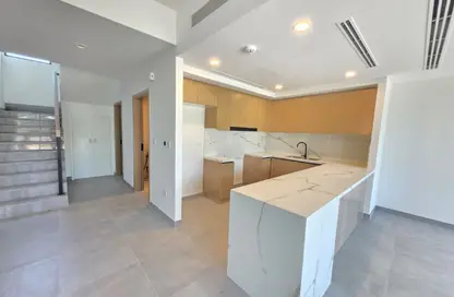 تاون هاوس - 3 غرف نوم - 4 حمامات للايجار في لا فايوليتا 2 - لا فيوليتا - فيلا نوفا - دبي لاند - دبي